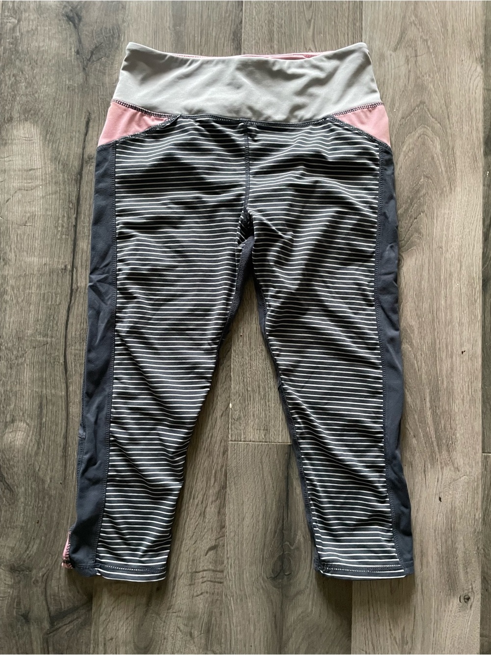 Kyodan Grey, Black & Pink Striped Active Capris